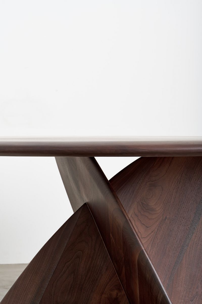 Dining table Collide Round Table Gal  Gaon Architect pic-4