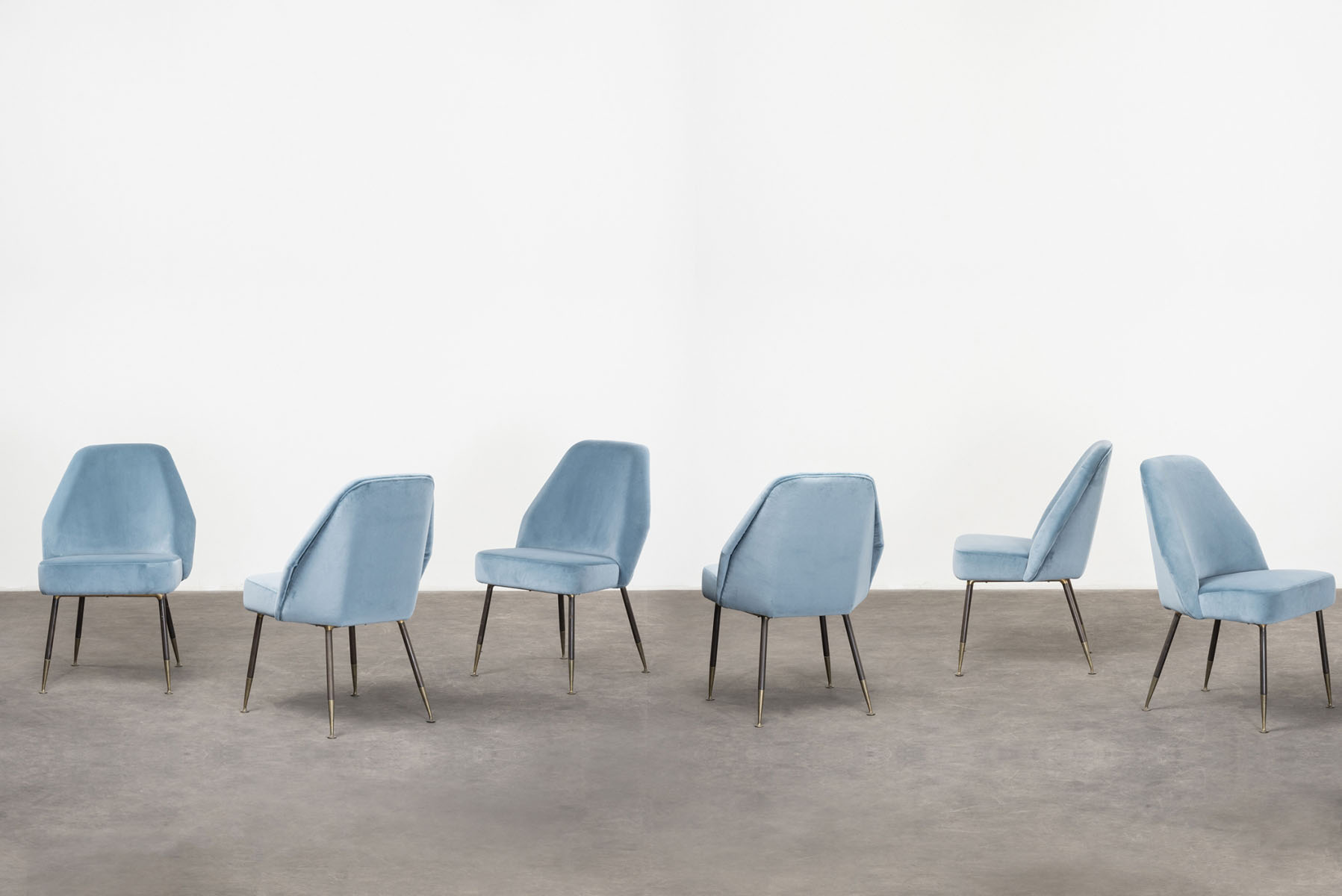  Chairs Campanula  Carlo Pagani pic-1