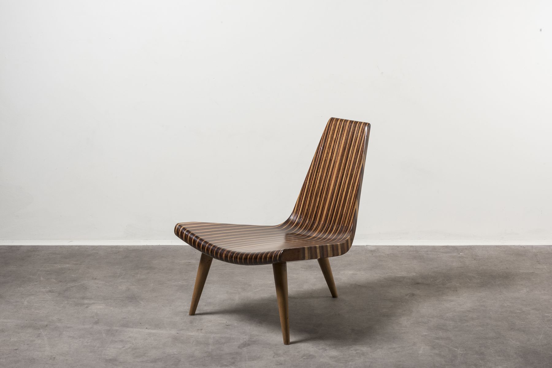 Low chair 'Three legged'  Joaquim Tenreiro pic-1