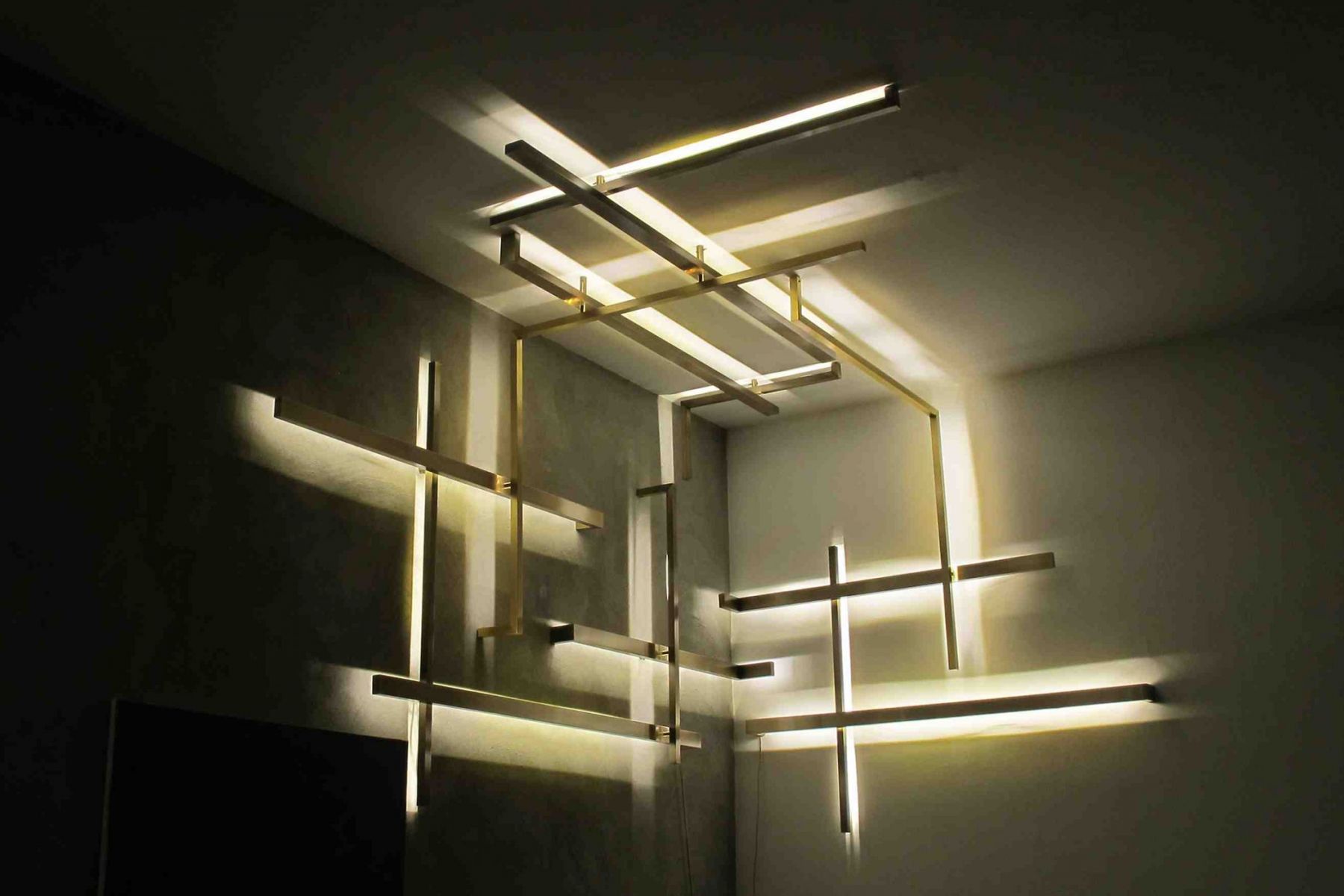 So-Light wall-corner/ceiling lamp Isabelle Stanislas pic-1