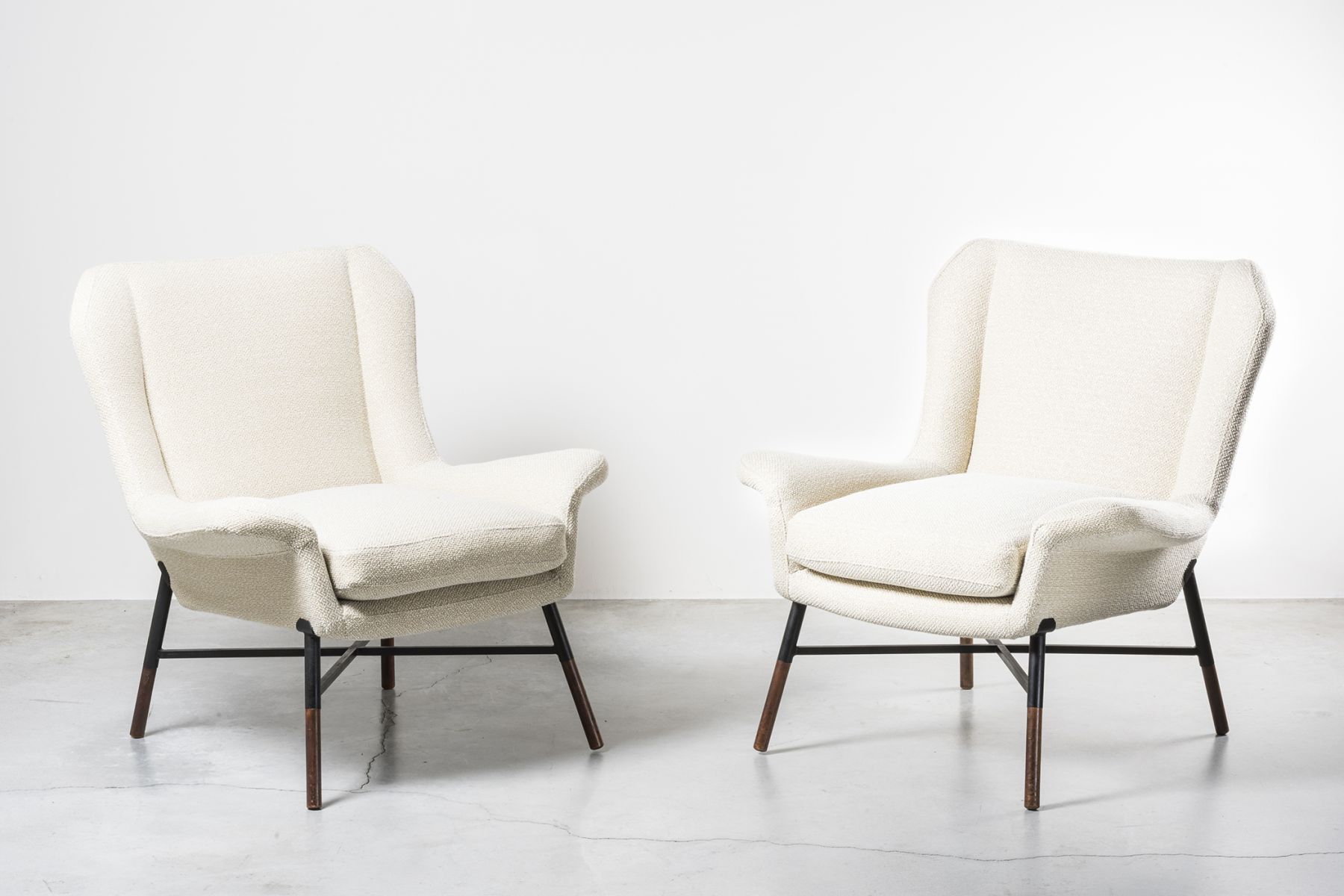 Pair of armchairs Giulietta by B.B.P.R.  BBPR  pic-1