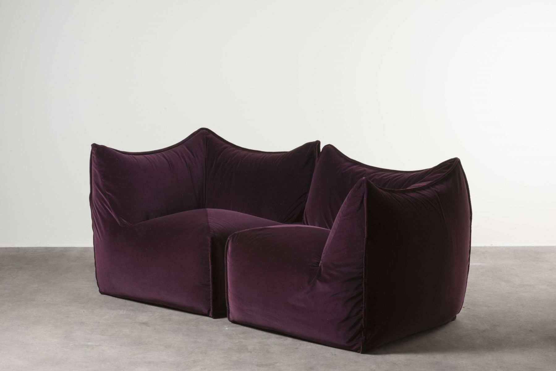 Armchairs Le Bambole Mario Bellini pic-1