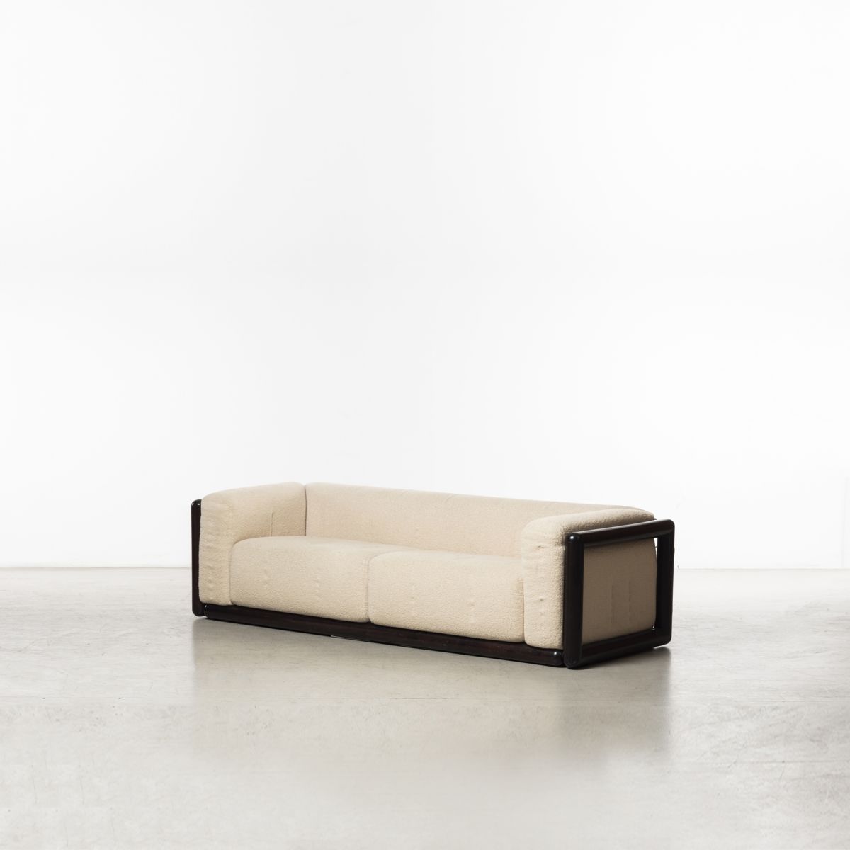 Sofa model Cornaro Carlo Scarpa pic-1