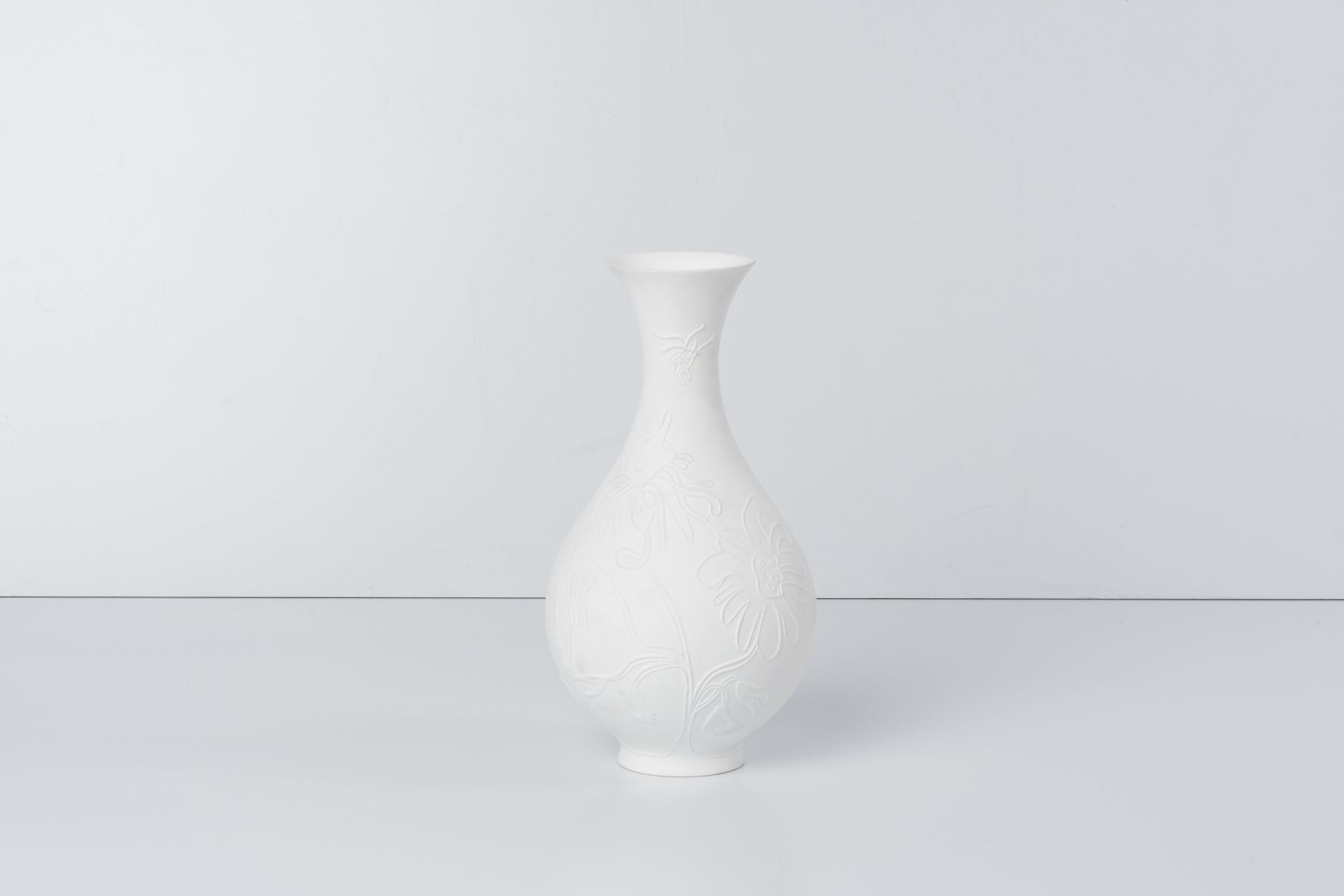 Doodletron Vase  Nicholas Hughes pic-1