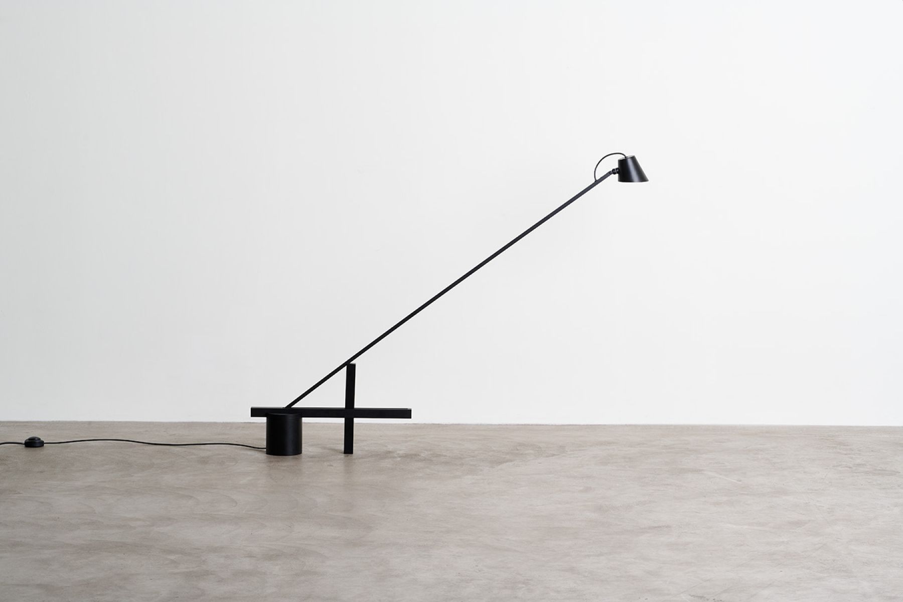 Floor lamp Diag Plus Ryuichi Kozeki pic-6