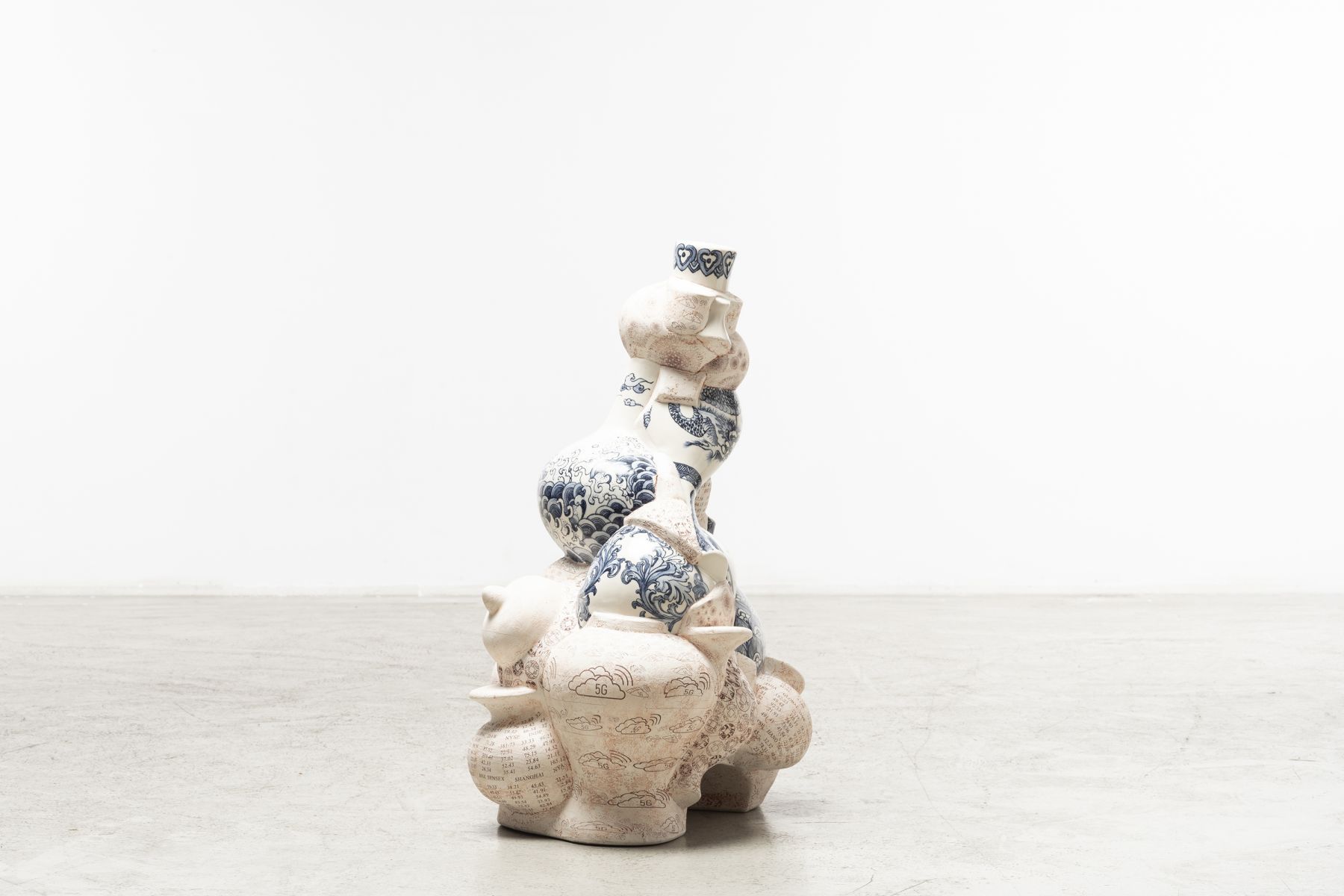 'Beyond Borders - passage of time' porcelain Sin-ying Cassandra  Ho pic-3