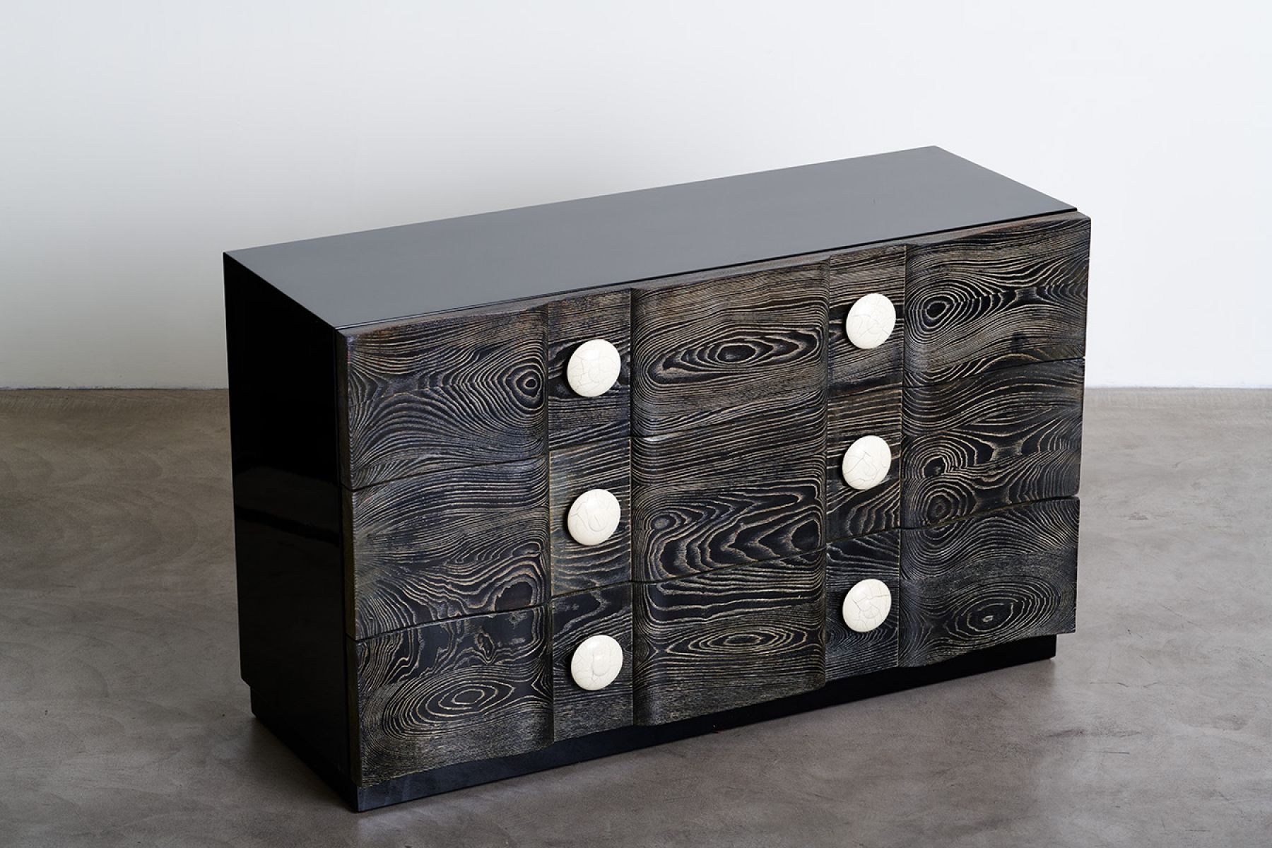 Chest of drawers James  Mont pic-6