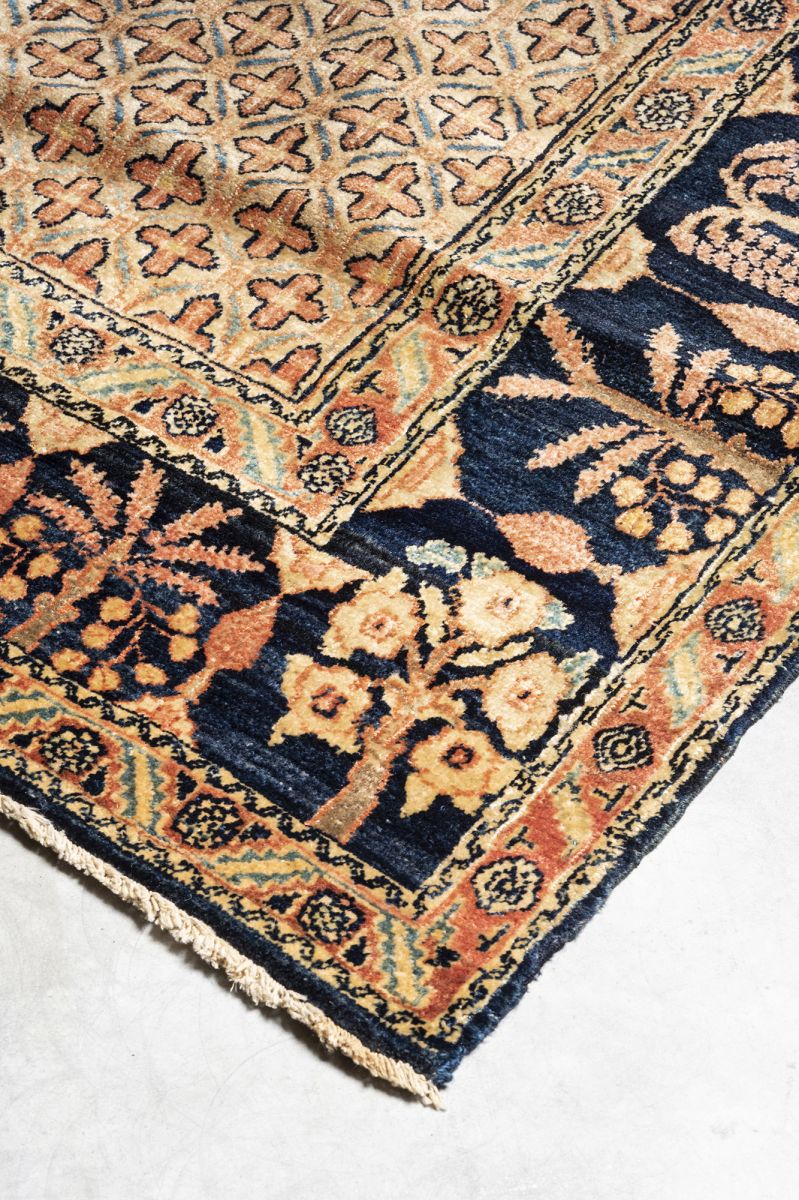 Gasvin carpet | 308 x 265 cm Antique carpets - Persia  pic-3
