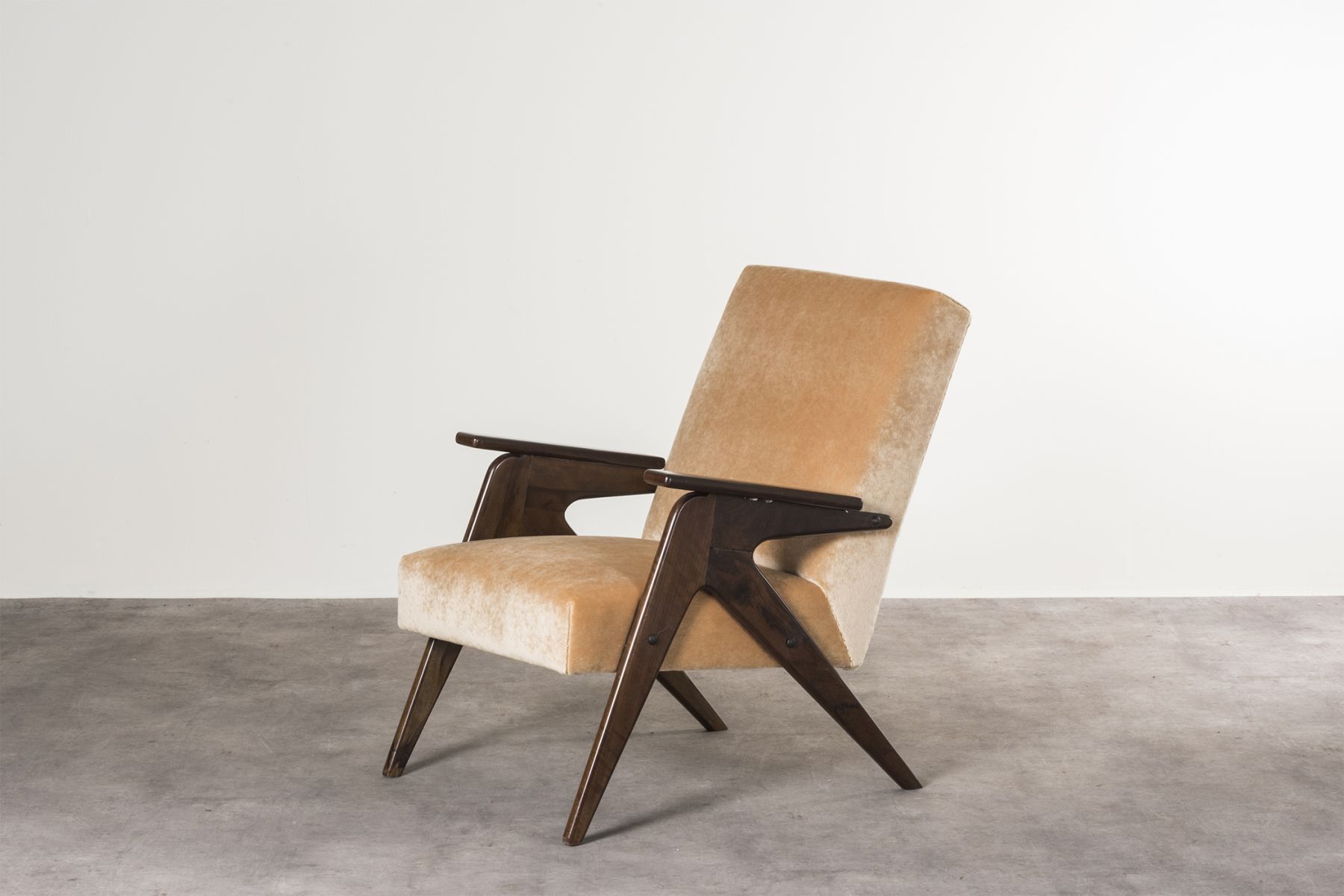 Tridente armchair / P9 Lina Bo Bardi, Giancarlo Palanti: Studio d'Arte Palma  pic-1