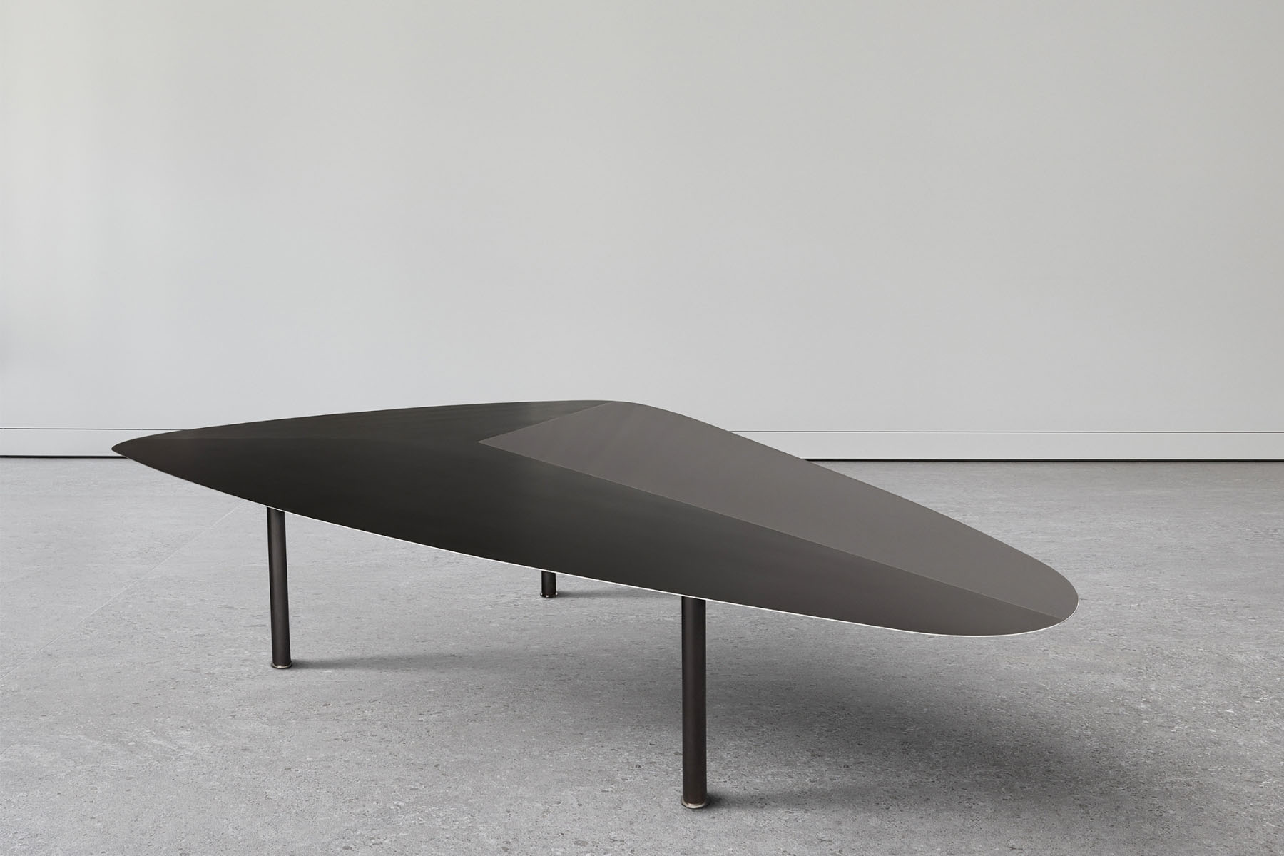 'Butterfly' table , Claude Missir - NILUFAR