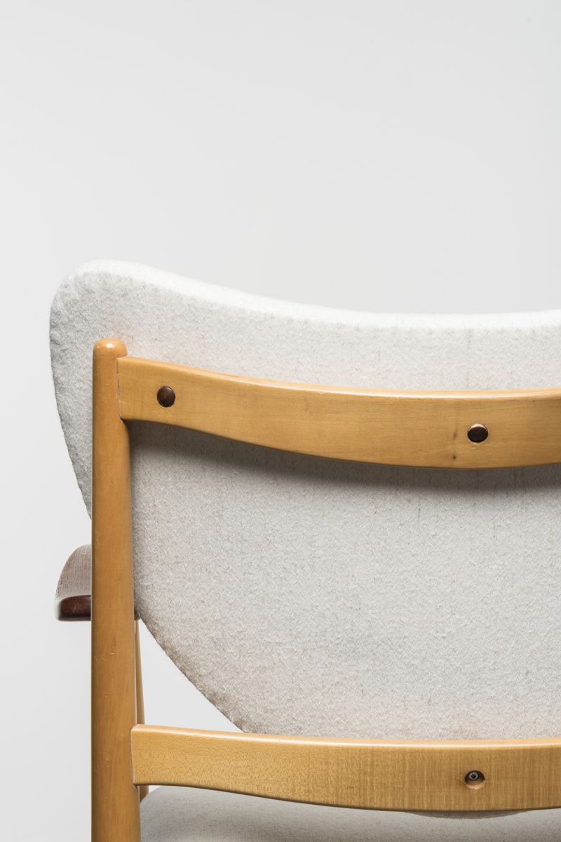 Two armchairs  Finn Juhl pic-4