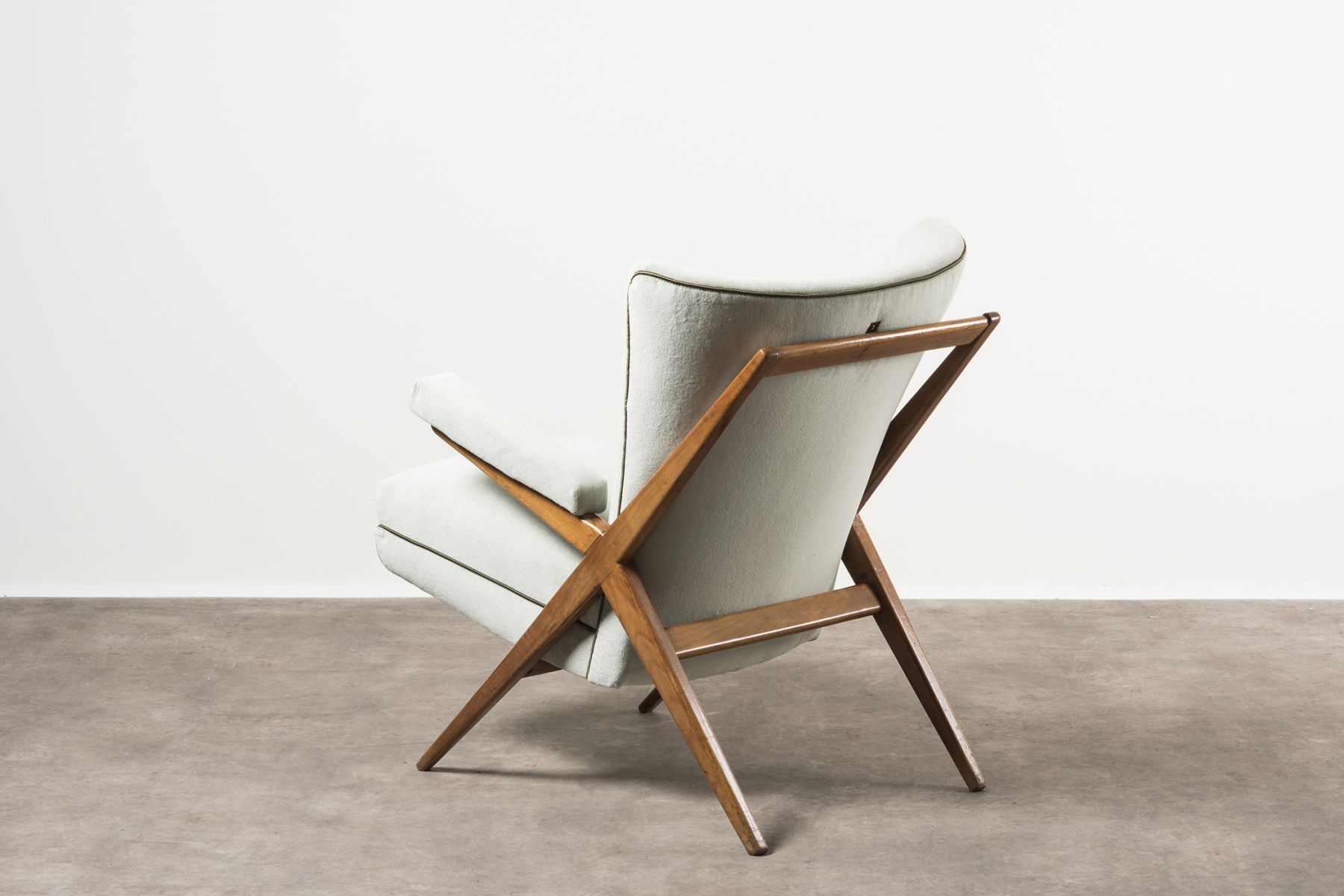 Pair of armchairs mod. 832 Franco Albini pic-5