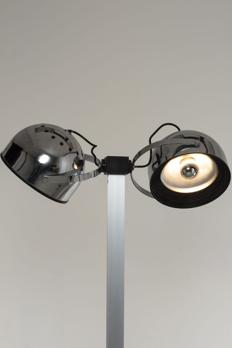 Rare pair of Sistema Trepiù floor lamps Gae Aulenti pic-5