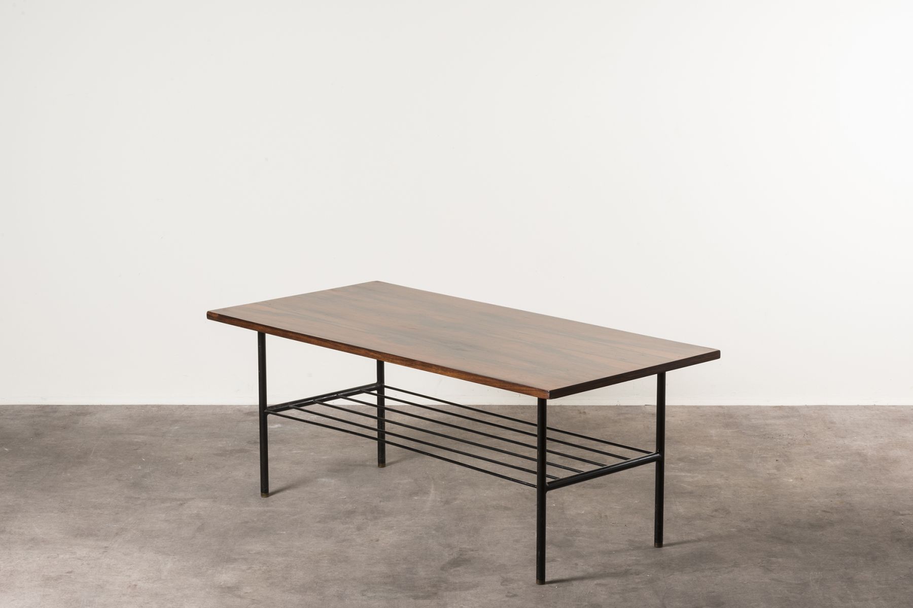 Low table Geraldo De Barros pic-1