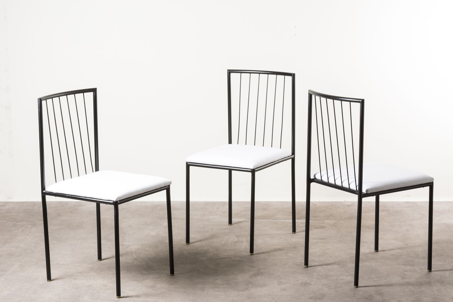 14 chairs  Geraldo De Barros pic-1