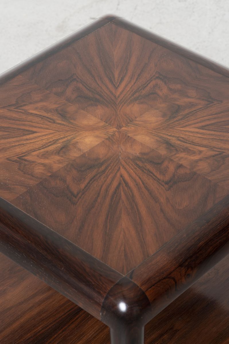 Square low table Giuseppe Scapinelli pic-3