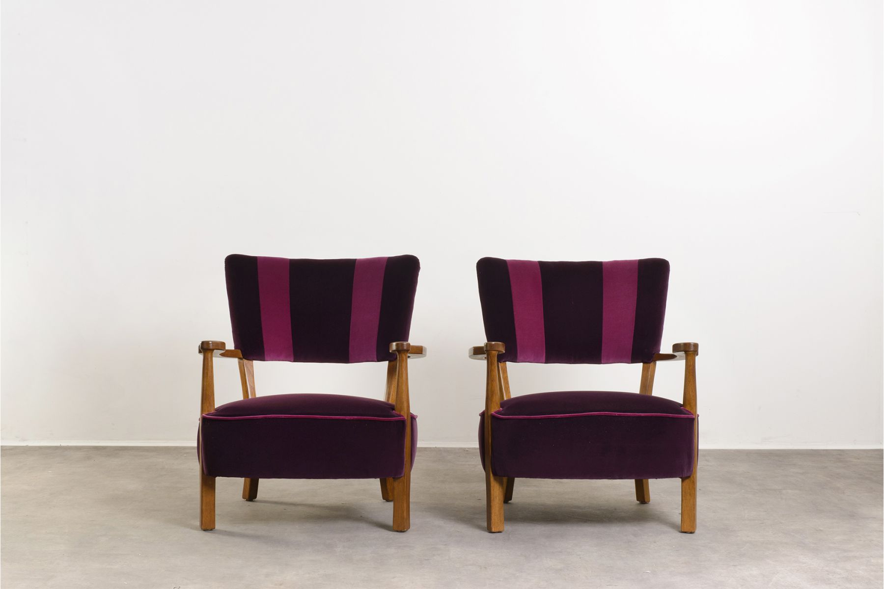 Pair of armchairs  Hos Wulff pic-1