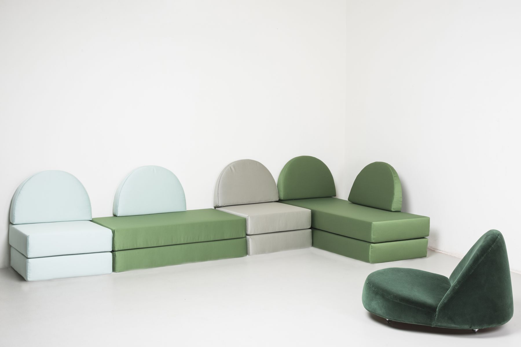 Set of seats on model by Nanna Ditzel Nanna Ditzel pic-1