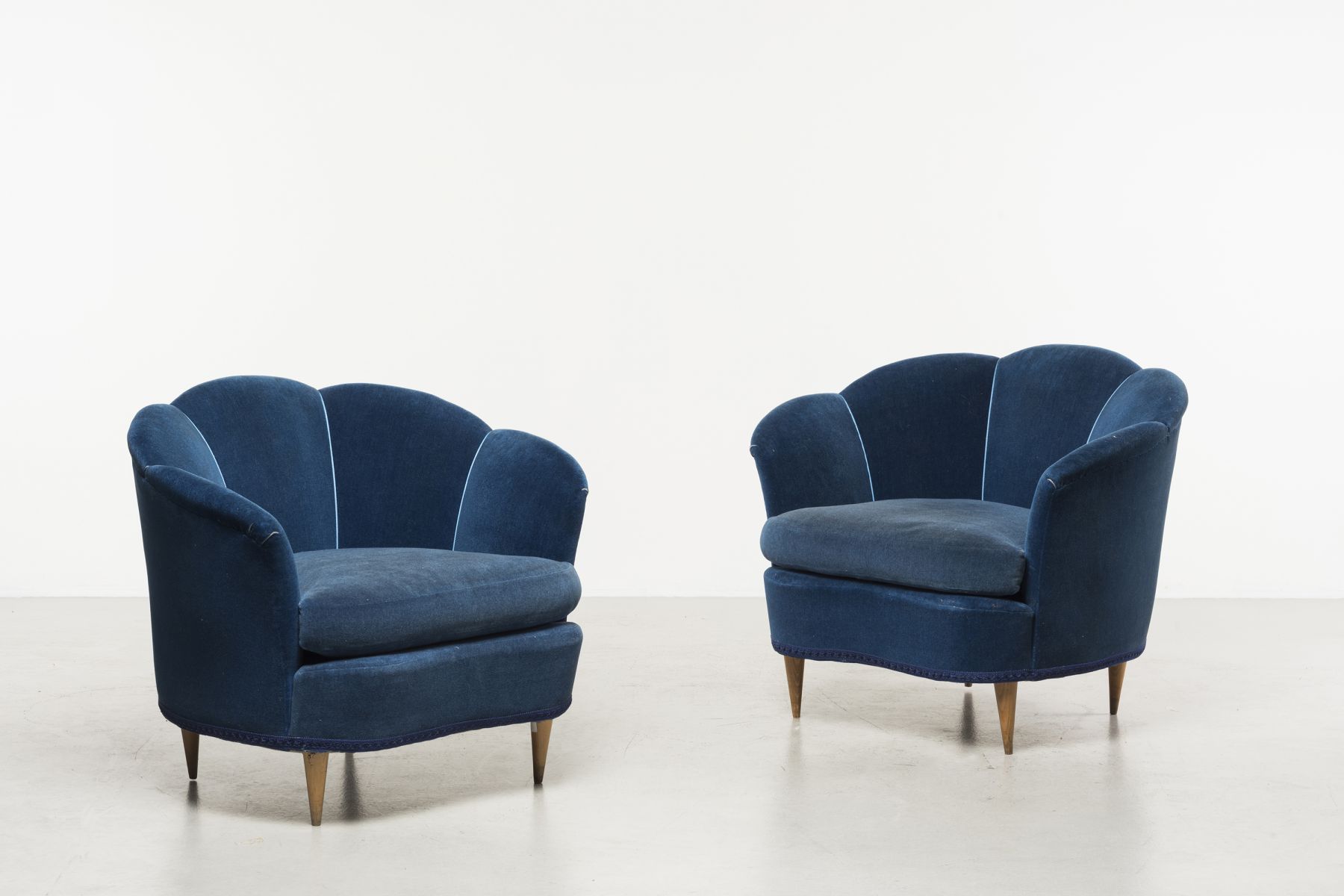 Two armchairs Osvaldo Borsani pic-1