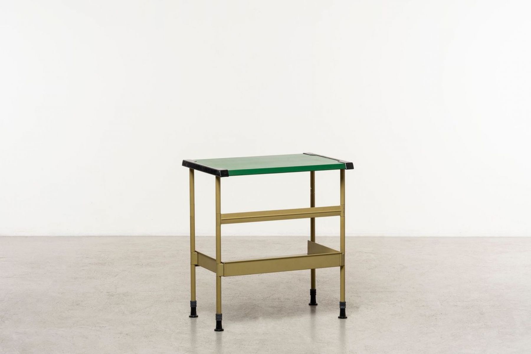 Spazio serie small desk by B.B.P.R.  Lodovico B.  di Bel Giojoso pic-3