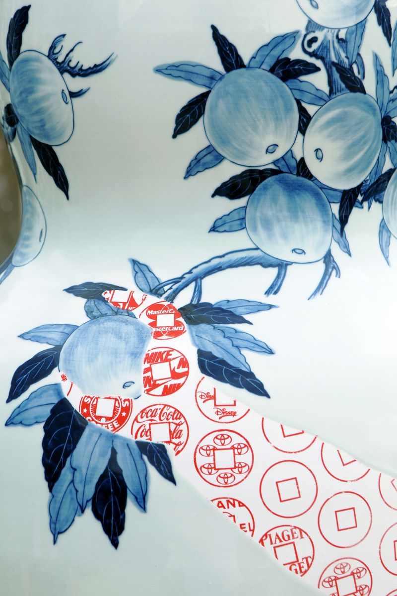 'Temptation - Life of goods No.2' porcelain Sin Ying Cassandra Ho pic-3