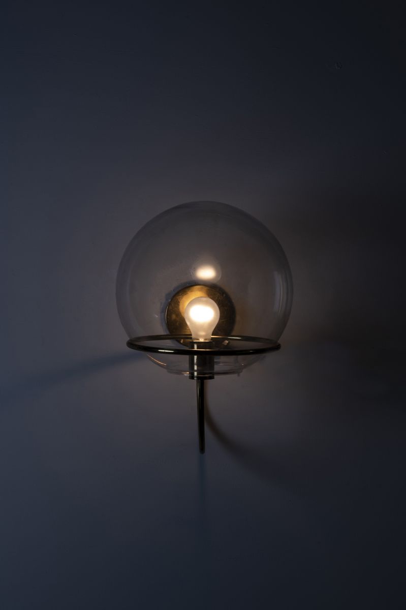 Wall lamps Eleven Mod. Lyndon‐160  Vico Magistretti pic-3