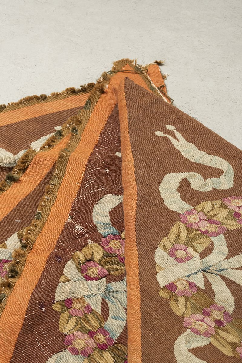 Four Aubusson Carpets Antique carpets - Aubusson  pic-3