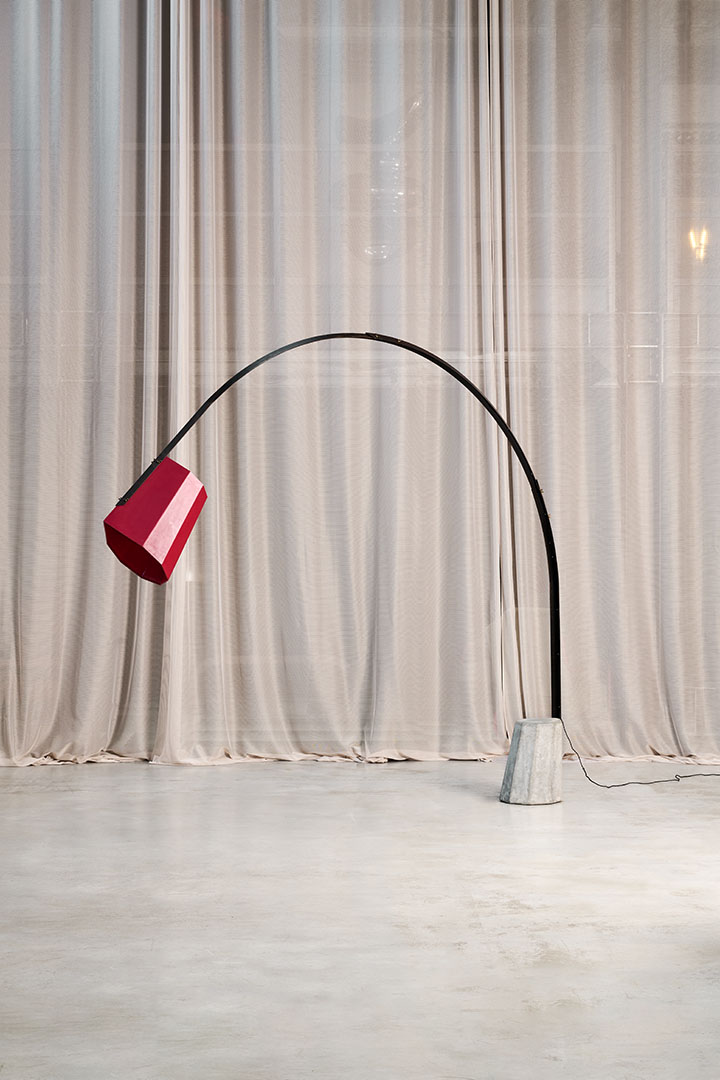 Floor lamp Arch by Martino Gamper from the Arnold Circus collection
