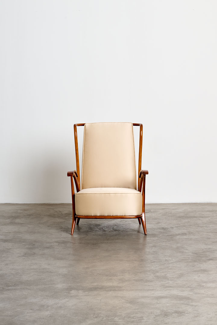 Armchair by Giuseppe Scapinelli