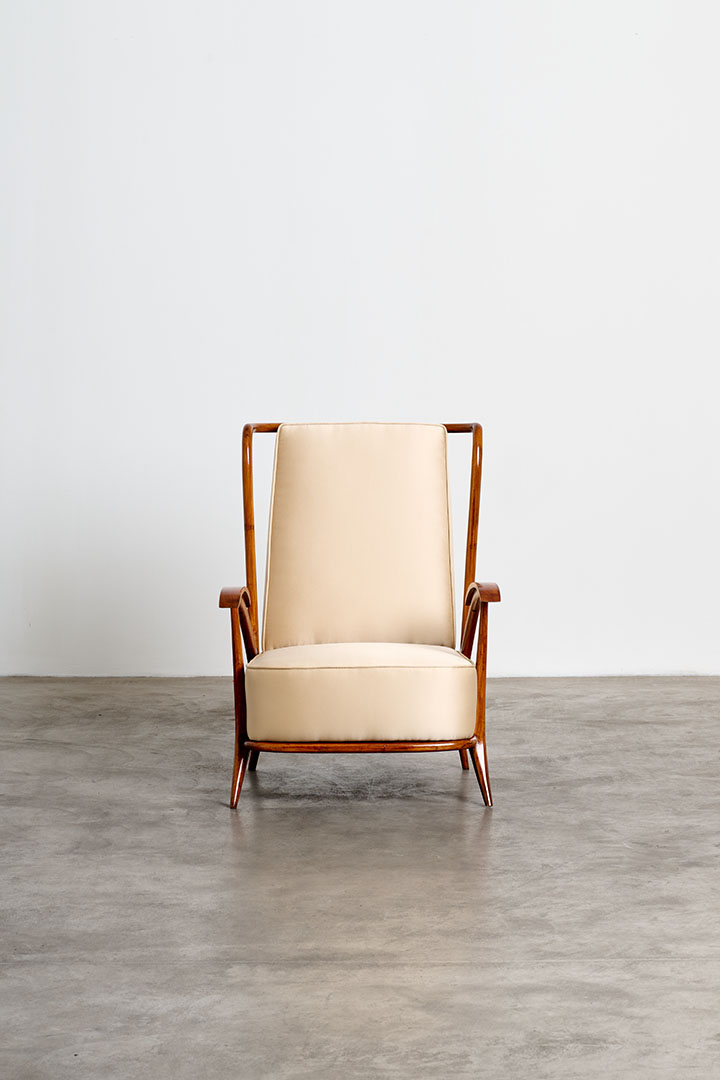 Armchair by Giuseppe Scapinelli