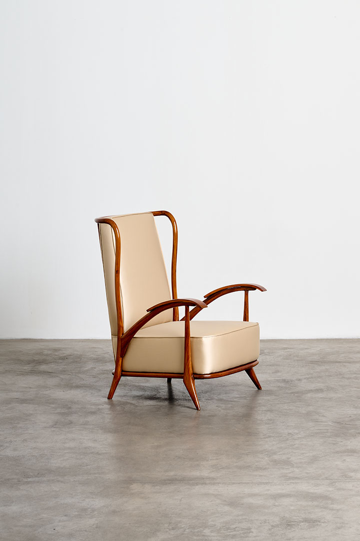 Armchair by Giuseppe Scapinelli