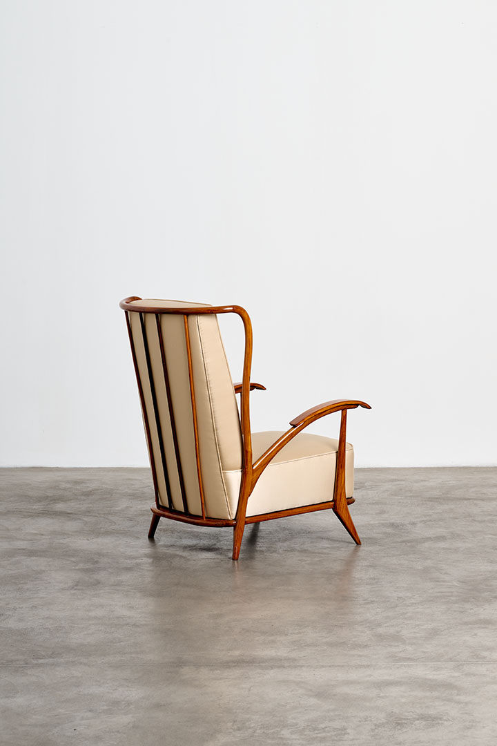 Armchair by Giuseppe Scapinelli