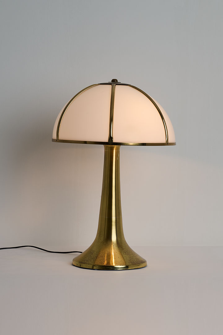 Table Lamp Fungo designed by Gabriella Crespi