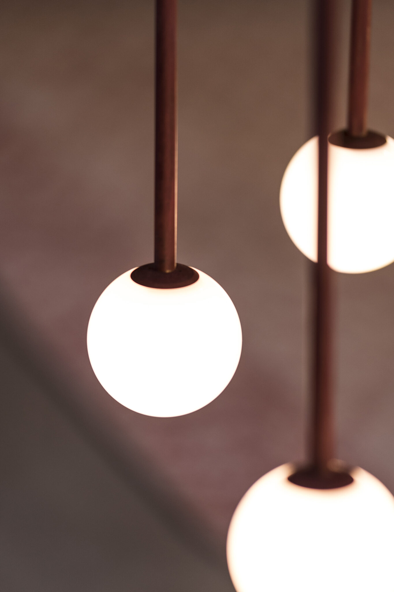 "Parachute" ceiling lamp - Fontana Amorosa collection by Micheal Anastassiedes - UK, 2017