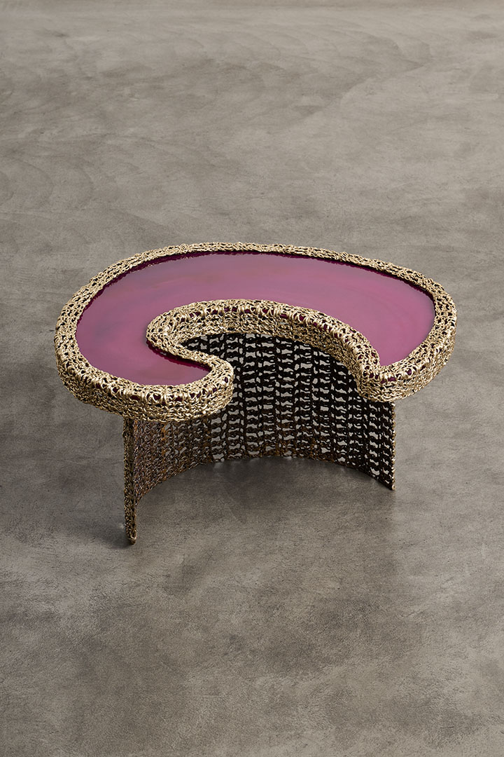 Low table Golfo designed by Allegra Hicks, view 4